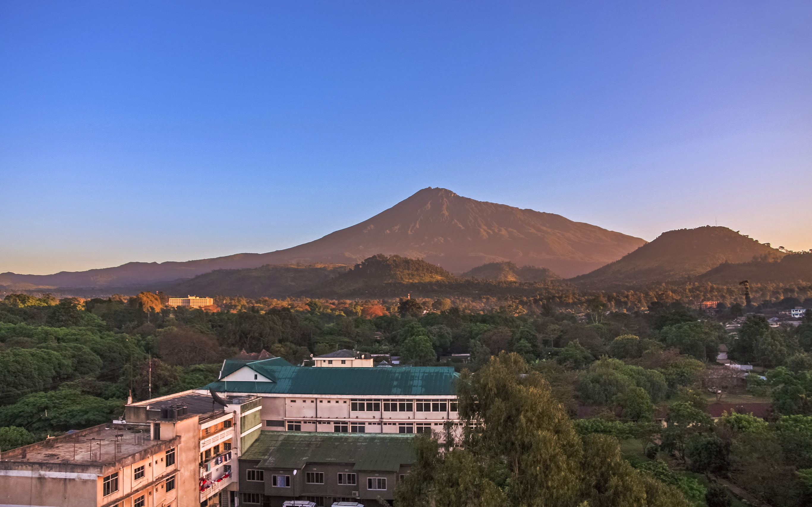 Scenic urban view of Arusha city, the premium operational starting gateway for Northern Circuit safaris
